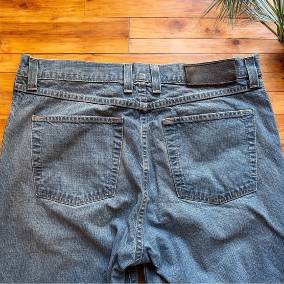 Perry Ellis America Relaxed Fit Jeans - Size 36x32 - Picture 4 of 13